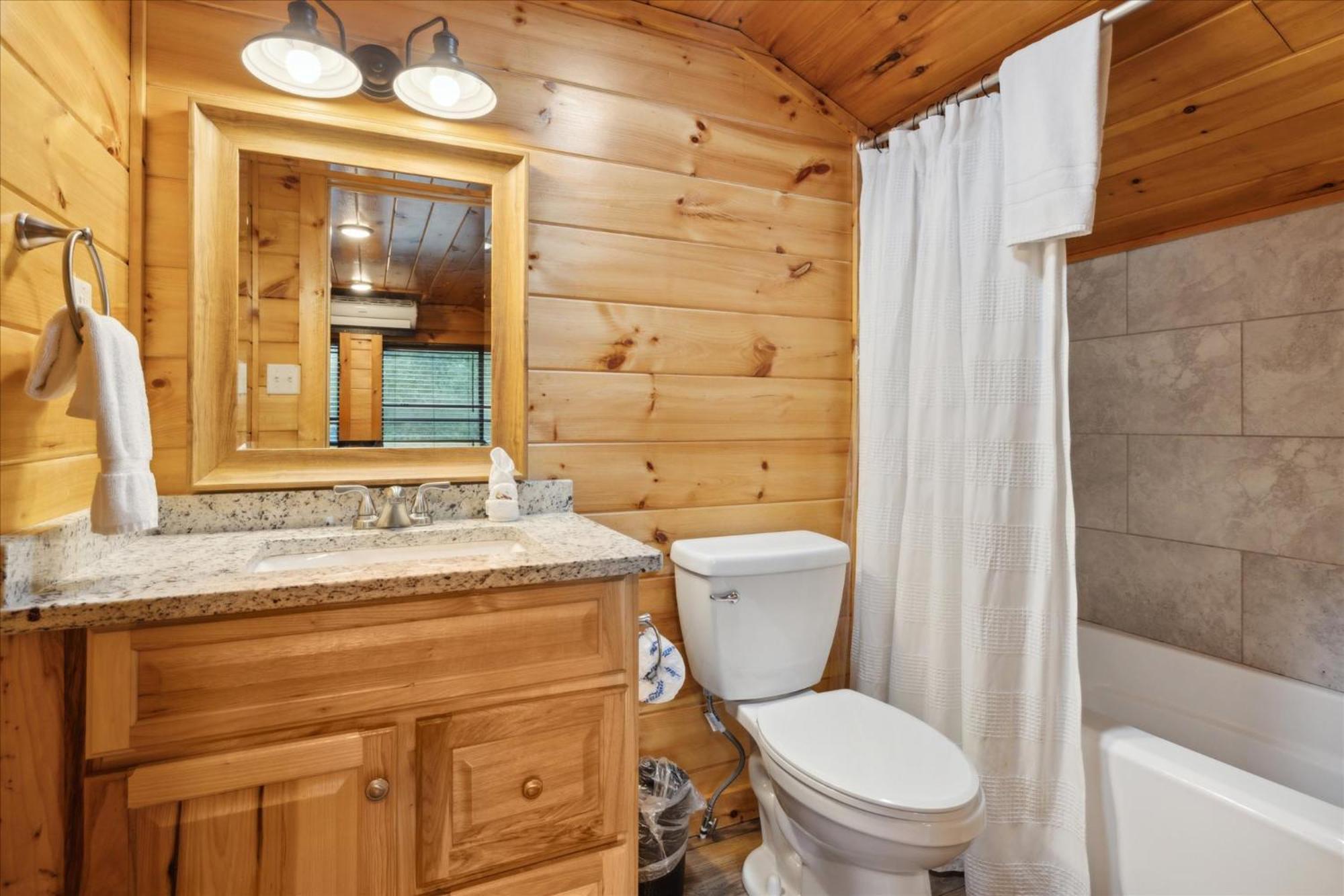 Hot Tub Fire Pit Game Room Theater Easy Access Sleeps 12 - Black Bear Lodge Пиджен Фордж Екстериор снимка